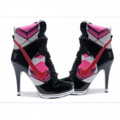 chaussure nike pour femme a talon
